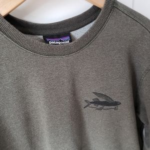 Patagonia men's crew neck sweatshirt